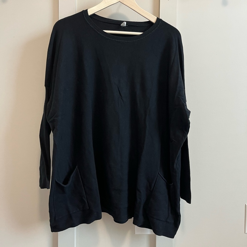 Pink Blush Pocketed Dolman Sleeve Maternity Sweater (L)